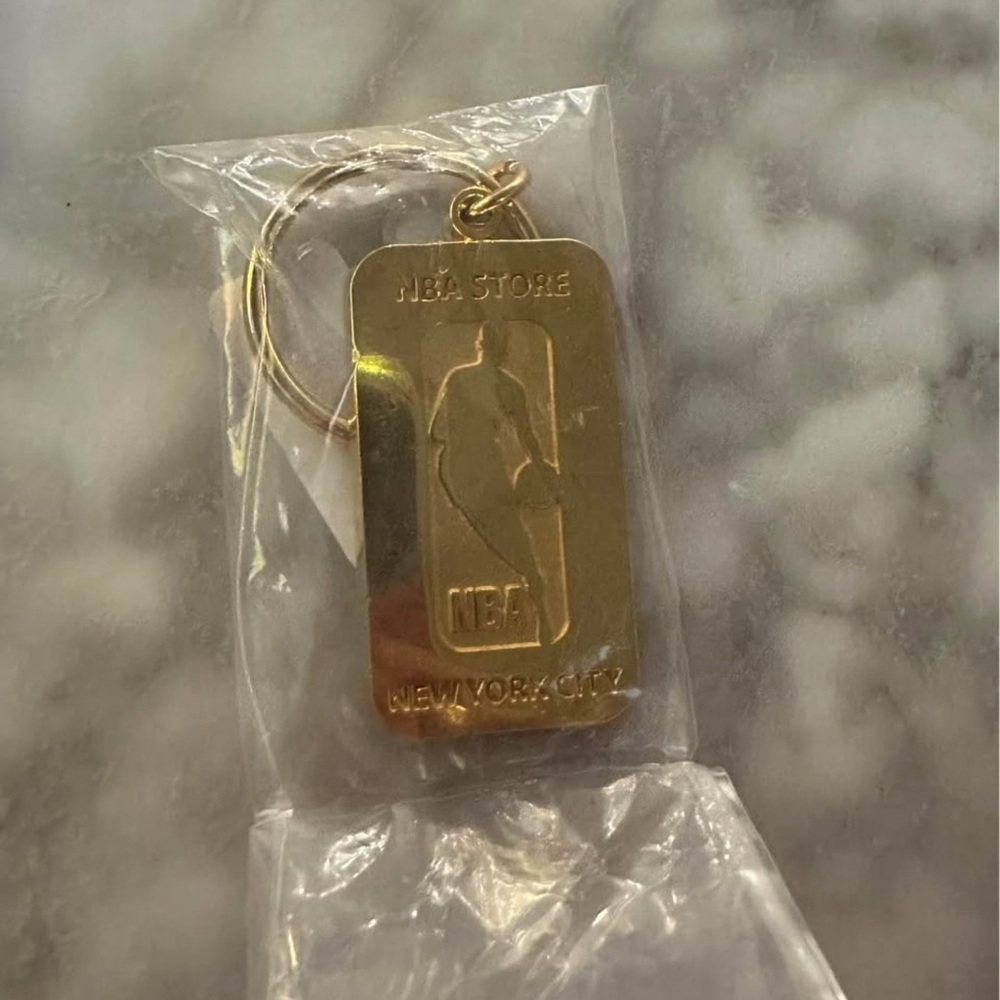 NBA NYC Gold Key Chain NWT